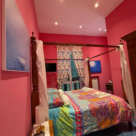 The Rooftop Terrace Two Double With Private Bathrooms And An Equipped Roof Terrace 4* Sant'Agnello
