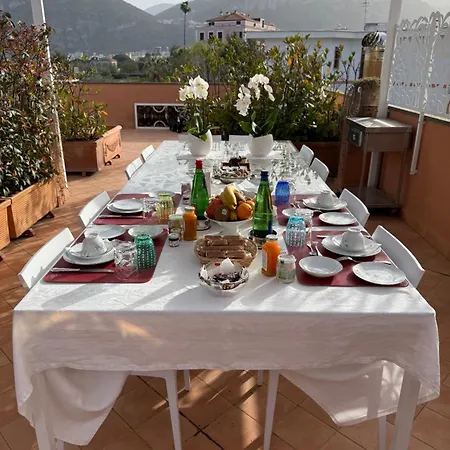 The Rooftop Terrace Two Double With Private Bathrooms And An Equipped Roof Terrace Bed & Breakfast