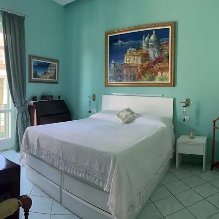 The Rooftop Terrace Two Double With Private Bathrooms And An Equipped Roof Terrace Sant'Agnello