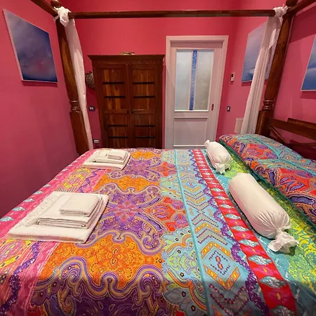 The Rooftop Terrace Two Double With Private Bathrooms And An Equipped Roof Terrace Acomodação com café da manhã 