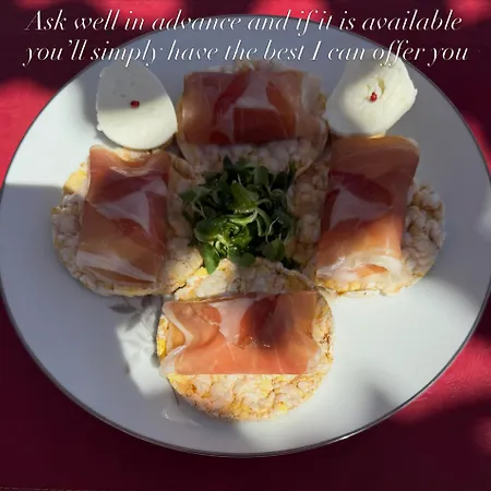 The Rooftop Terrace Two Double With Private Bathrooms And An Equipped Roof Terrace Bed & Breakfast 4*